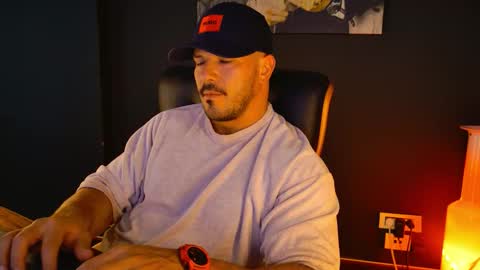 Snapshot of angeloeric chatting on September 17, 10:19 am BlackWolf online show from September 17, 10:19 am