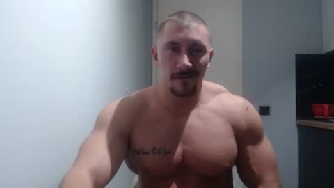 Snapshot of angelofit chatting on October 21, 3:59 pm ------- SEX SHOW WITH GUYS AND GIRLS MUSCLE SHOW online show from October 21, 3:59 pm