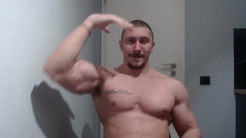 Snapshot of angelofit chatting on March 3, 7:07 pm ------- SEX SHOW WITH GUYS AND GIRLS MUSCLE SHOW online show from March 3, 7:07 pm