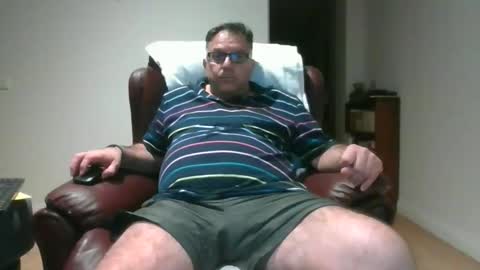 Snapshot of angelor01 chatting on October 11, 11:59 am angelor01 online show from October 11, 11:59 am