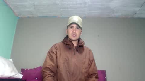 angels_0001 online show from June 1, 7:20 am