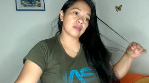 rebeca online show from June 4, 8:15 pm