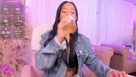 Snapshot of angelsmia_ chatting on September 26, 5:04 am  MIA available content ask online show from September 26, 5:04 am