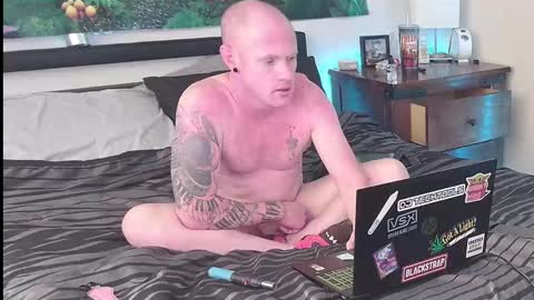 Anglz017 online show from February 26, 9:31 pm