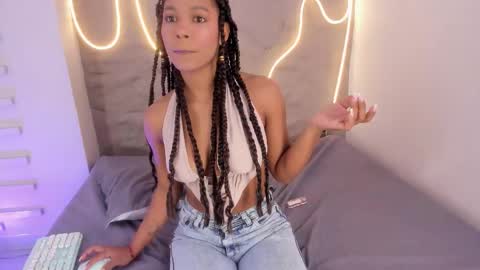 angy_avila online show from January 13, 7:43 pm