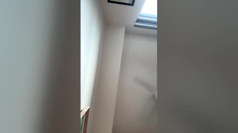 Ani Summers online show from January 11, 7:20 pm