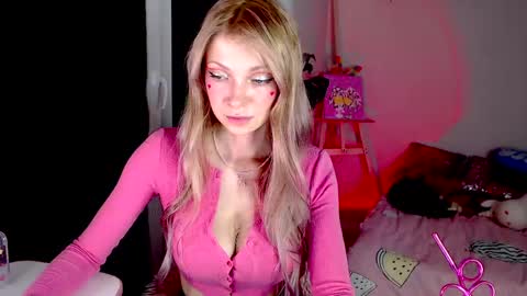 anita_moon_ online show from May 7, 11:32 pm