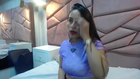 anita online show from November 10, 11:35 am