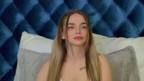 AnitaVenture online show from February 1, 4:31 am