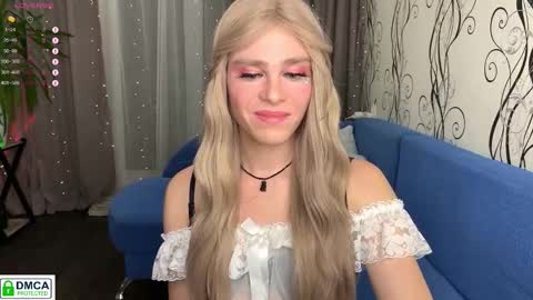 anjalin_sososok online show from January 16, 6:39 pm