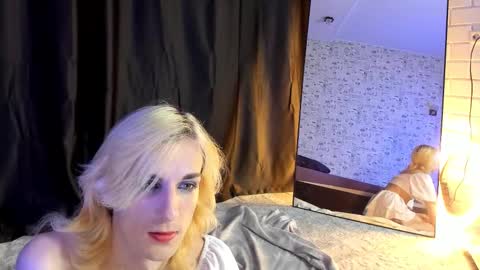 Angel online show from September 29, 6:51 pm