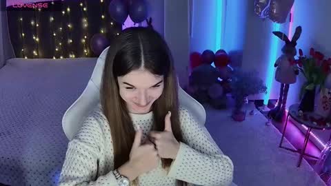 ann_woood online show from March 11, 7:55 am