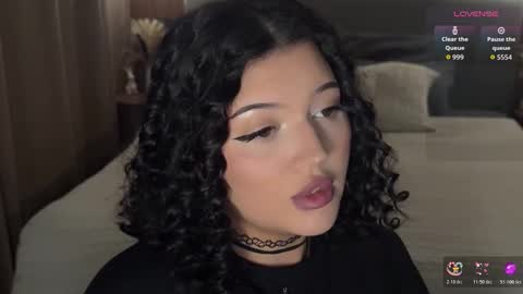 Anna online show from March 5, 3:32 pm