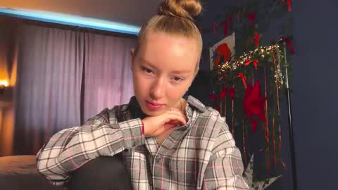 Anna online show from March 11, 7:44 am