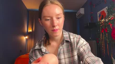 Anna online show from April 1, 1:52 pm