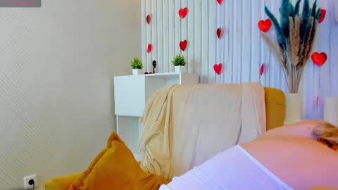 Anna online show from February 26, 4:30 am