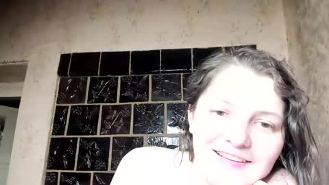 annaahcharm online show from December 7, 9:00 am