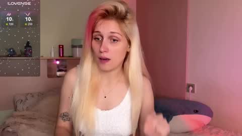 Annabel online show from September 15, 11:33 am