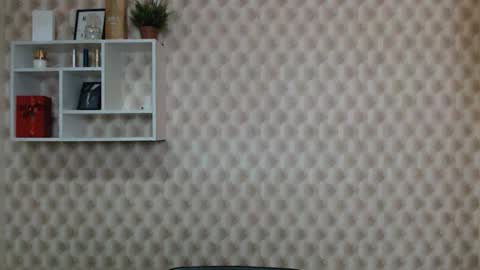 Anna online show from April 5, 9:39 am