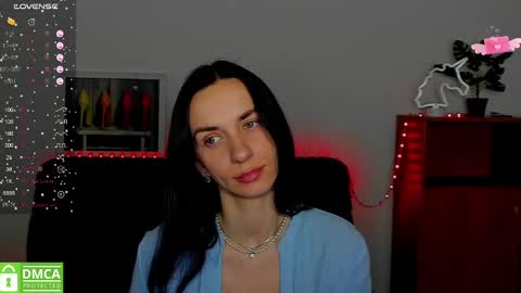 Snapshot of annakillian_kiss chatting on February 18, 12:49 pm Anna online show from February 18, 12:49 pm