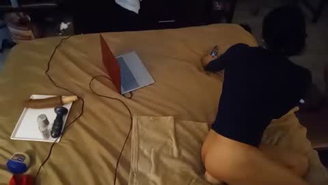 Anna Lee Cross online show from April 6, 9:10 am