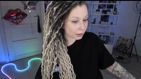 Anna online show from February 27, 6:55 pm