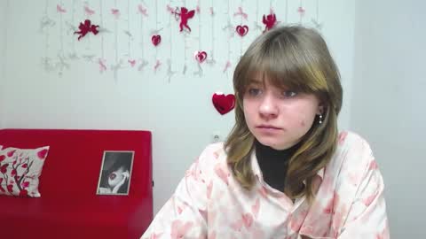 Anna online show from February 15, 8:02 am