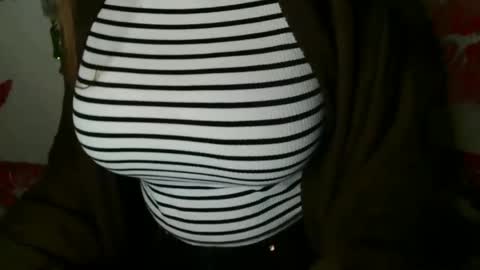 Bella online show from November 20, 6:16 pm