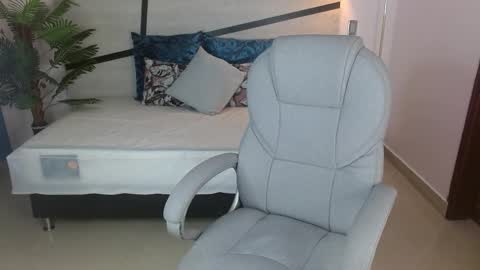 anne_blake online show from March 14, 12:53 pm