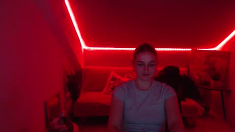 annewilsonn online show from February 3, 1:26 pm