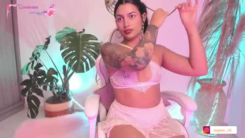 Angel online show from September 18, 5:28 pm