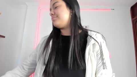 Annie online show from January 19, 1:21 pm