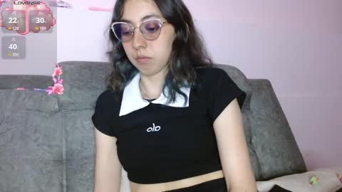 Annie Sparkle online show from November 9, 2:59 am