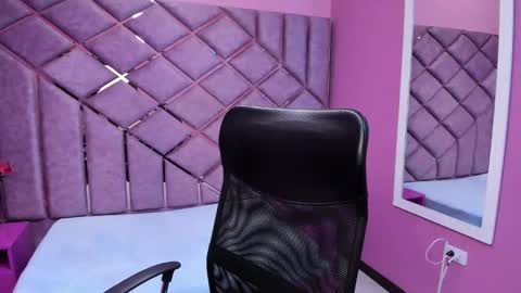Snapshot of anny_swet chatting on October 15, 6:20 pm Anny online show from October 15, 6:20 pm