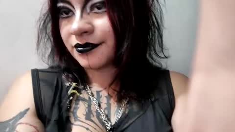 Annie online show from February 13, 1:42 am