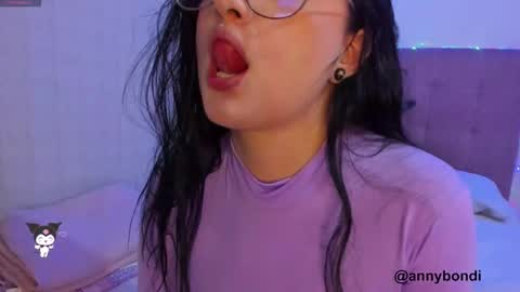 annybondie online show from February 19, 11:46 pm