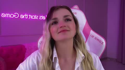 annyraii online show from February 20, 6:54 pm