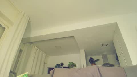 Sexy Ladybug online show from November 14, 11:01 am