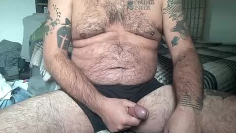 antcar1985 online show from April 21, 8:16 pm