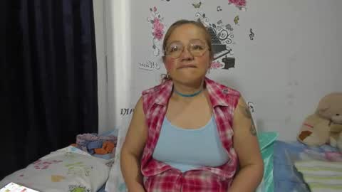 Snapshot of anthonela_mature_ chatting on October 10, 7:52 pm anthonela_mature_ online show from October 10, 7:52 pm