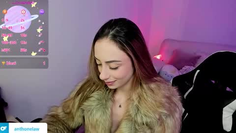 Anthonela online show from December 4, 11:15 pm