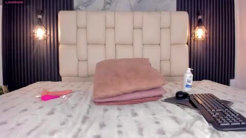 Antonella online show from November 5, 9:28 pm