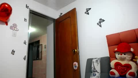 antonella online show from November 18, 1:08 am