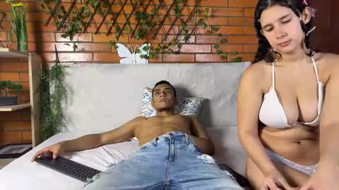 Antonella 20  Axel 23 online show from March 4, 8:57 am