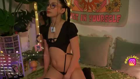 Nell. online show from February 22, 2:48 am