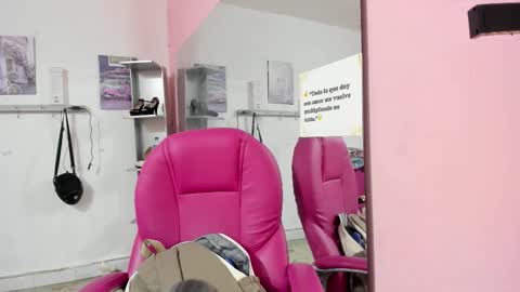 ANTONELLA online show from January 17, 2:15 pm