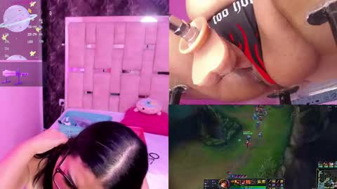 Snapshot of antonellavega__ chatting on October 5, 6:44 am Antonella online show from October 5, 6:44 am