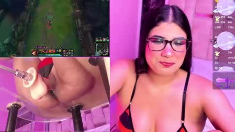 Snapshot of antonellavega__ chatting on October 6, 6:53 am Antonella online show from October 6, 6:53 am