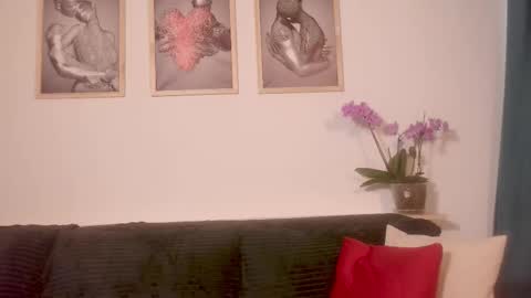 Antonia online show from February 16, 8:01 am