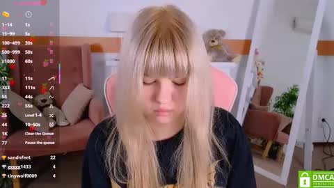 Snapshot of antonia_ferrero chatting on October 22, 12:40 pm antonia_ferrero online show from October 22, 12:40 pm